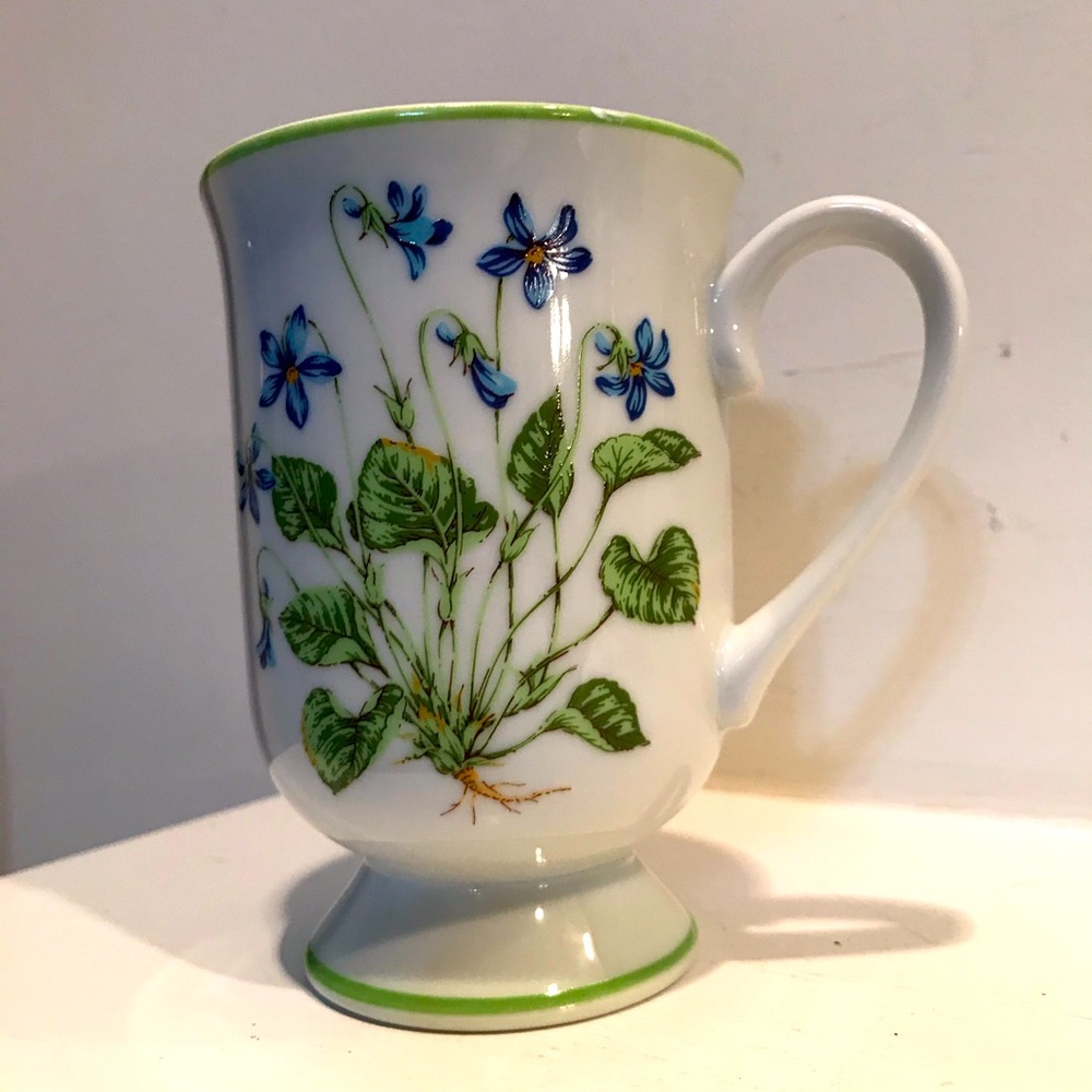 Vintage tea/coffee mug Spring violet  cottagecore boho Made in Japan